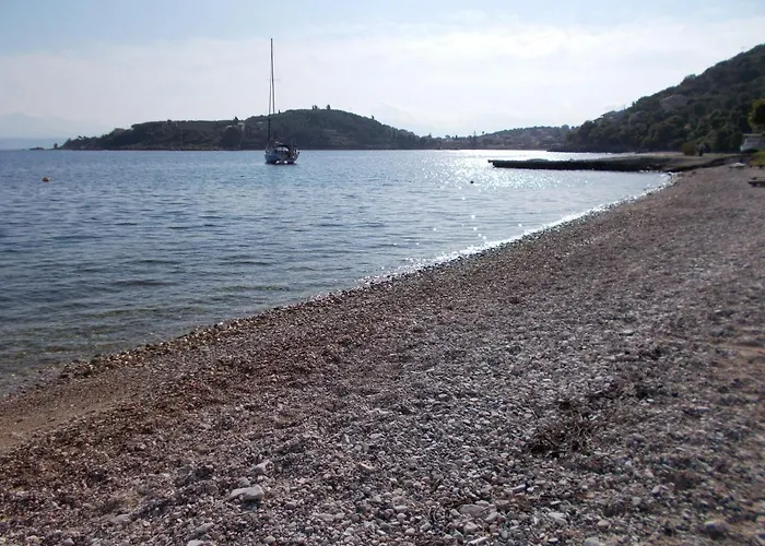Eva * Kassiopi